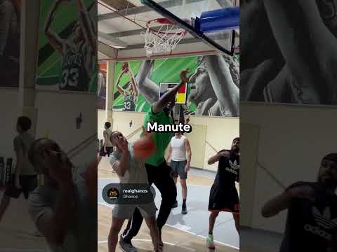 El jugador más alto de la historia#baloncesto