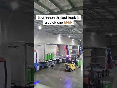 Quick Loading #forkliftoperator #foryou #tricks #commercialvehicle
