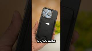 ESR MagSafe Wallet with Find My for iPhones