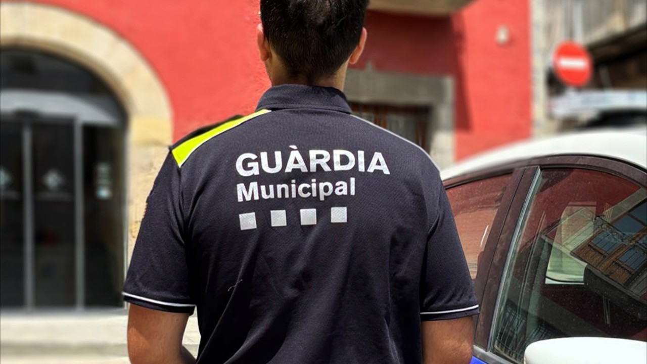 Dos nous guàrdies municipals a Sant Hipòlit de Voltregà
