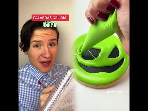 #pov Cada día recibes una cantidad de palabras para hablar... #decidelahistoria