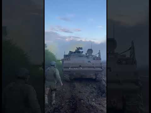 Герої йдуть на роботу