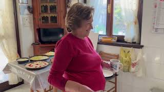 CON LA NONNA A FAR FOCACCE PUGLIESI - RICETTA DELLA NONNA MARIA