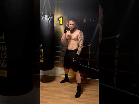 Slipping side to side 🥊 #boxing #boxingtraining #footwork #headmovement