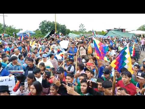 Concentración de juventudes de las Federaciones en respaldo a Evo y defensa del Litio