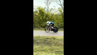 The anatomy of pure suffering. Every detail matters here. #cycling #cyclist #procycling #roadcycling