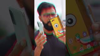 Samsung Folding Phone Typing - Pass Ya Fail #shorts
