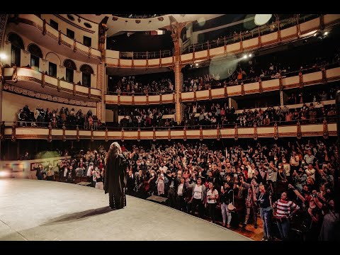 Vivir Quintana - "Para vivir, nací cantando" Teatro de la Ciudad "Esperanza Iris"