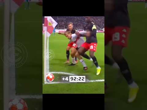 100% time wasting in football โฑ๏ธโฝ๏ธ#shorts