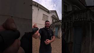 Americano milionário abandona sua mansão 😱