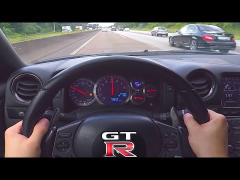 Nissan GTR Acceleration Autobahn