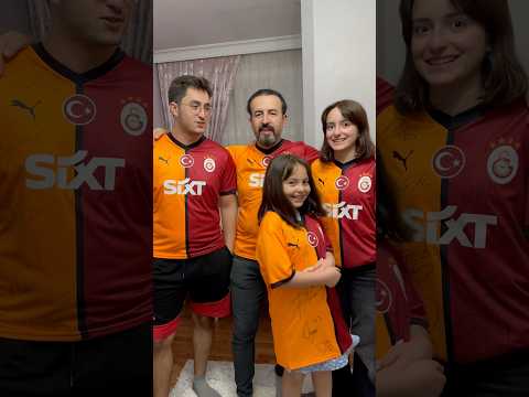 İCARDİ OSİMHEN MERTENS MUSLERA İMZALI GALATASARAY FORMAMIZ !! ZEYNEP HİRANUR 🥰❤️