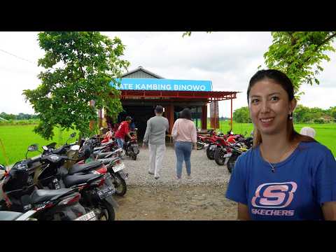 JUALAN di TENGAH SAWAH TAPI RAME BANGET | Sate Gule Kambing Binowo