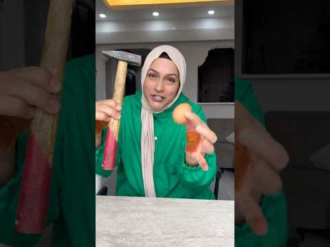 Tavuğun yumurtasını kırdım, içinde kaçtane pembe balon çıktı #shotrs