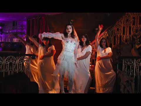 Alexandra Eva - GIN TONIC (clip officiel)