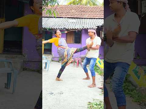 When my husband taught me self-defense 🤪😂😂 #shorts #comedy #ytshorts #comedyvideos #funny #couple