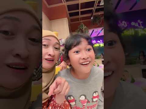 BOCHIL DALAM MALL JADI ROBOT #shorts