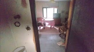 Perfect untouched abandoned house frozen in time urbex