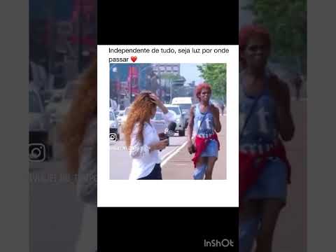 Meu amigo quando vê uma câmera na rua