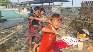 BADUT BOBOIBOY BADUT SQUIDGAME BADUT BOBOIBOY SUPER Asyik Lomba pakai kostum pinggir kolam renang