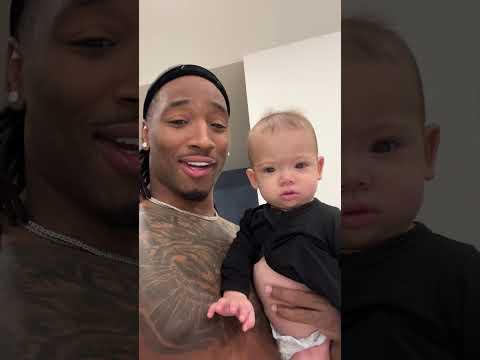 Both of us just woke upโฆ not sure who had the rougher night ๐
๐ถ๐พ๐ค