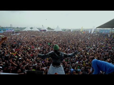 Mbosso Khan Live Performance At Yanga Parade