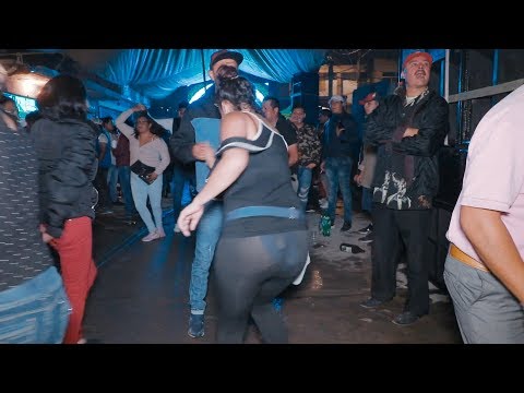 EL TEMA QUE TODOS LE PIDEN A LA SONIDO LA CHANGA //BUSCO UN AMOR SINCERO // CHIMALHUACAN CENTRO