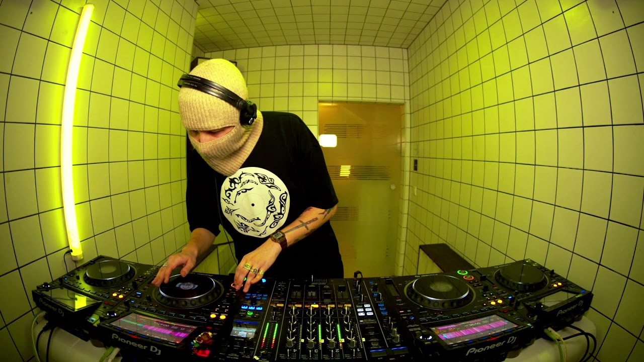 ARKADIY F | HÖR – February 27 / 2026