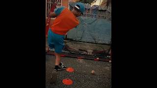 practicando en la casa ya que el pley estaba mojado #marlinsderey #marlins