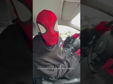 Menomale che ci sono io #pov #soldi #ladro #spidermarocchino #poste