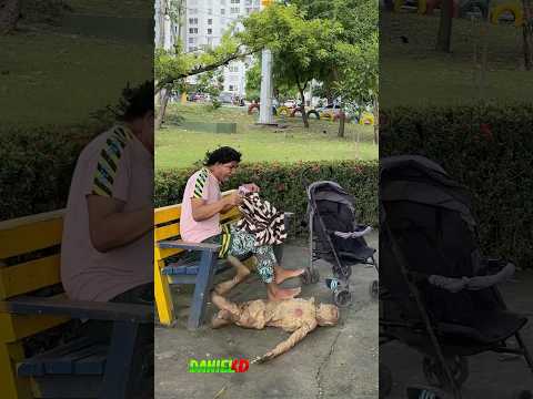 El zombie 🧟♀️ super divertido #bromita #funny