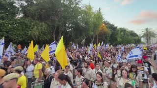 Protesters demand release of Hamas' hostages