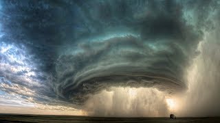HURRICANE IRMA ~ LARGEST STORM EVER - 2 MINUTE STORM WATCH