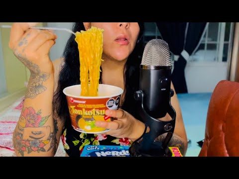 ASMR | ¿POR QUE ESTOY SOLT3R4? + COMIENDO RAMEN