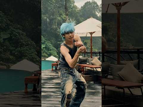 shake it to the max for me pls