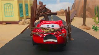 Lightning McQueen Caught Speeding! Sheriff & Miss Fritter Team Up in Crazy Speedway Obstacle Course!