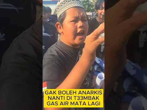 ๐ฃ๏ธโจ Pesan bijak dari Badru! ๐ตโฝ #persib #persibbandung #persibday #bobotoh #badru #malang #aremania