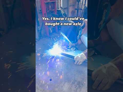 The cheapest way, would you do it like this?… #mechanic #classiccars #cars #racecar #carguy ￼