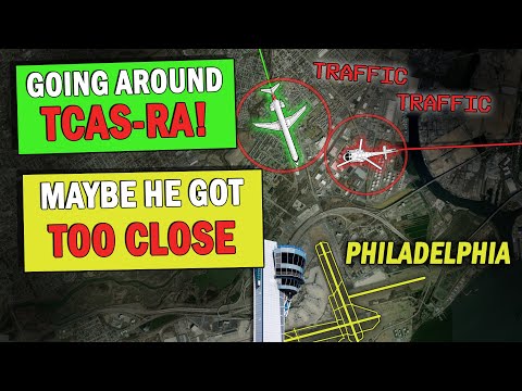 TRAFFIC ALERT | Helicopter and Airplane Landing at Philadelphia