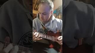 Red Hot Chili Peppers - Tippa My Tongue chorus riff