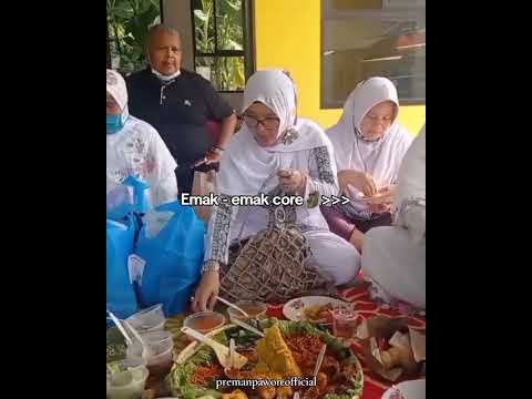Emak2 +62 emang agak laen🗿 #meme #videolucu #emakemak