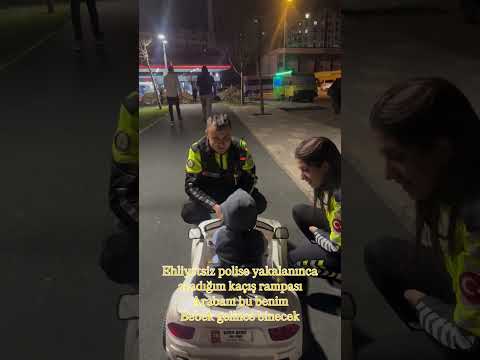 Ehliyetsiz trafik polisine yakalanmışımdır, Konuyu dağıtmaya çalışıyorum #keşfet #automobile #polis