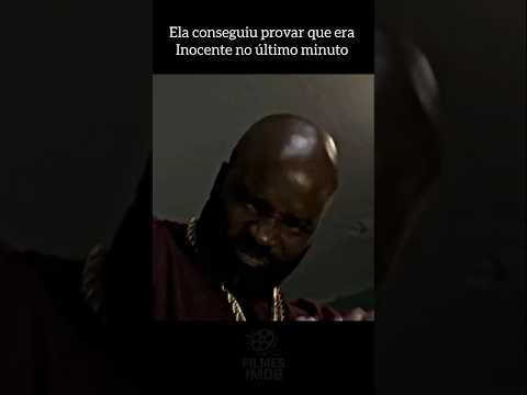 Ela Filmou Policiais Matando e Agora Está Sendo Caçada