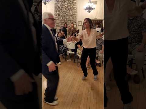 Bet you your grandpa can't move like this (Alaina Xmas)#dance #lindyhop #swingdance #dancevideo