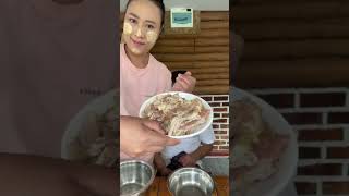 ဦးနေမျိုးအောင်တို့ရဲ့ ခြံထဲမှာ ချက်မယ် စားမယ် ချစ်တို့ရေ 