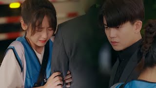 灰姑娘代駕送霸總回家，害怕大卡車，霸總認出她是少年時期的玩伴。