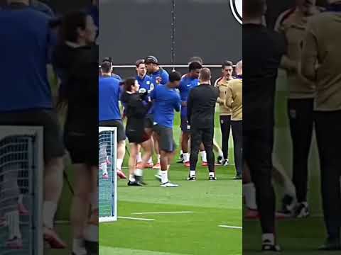 lamine yamal 🤣🤦‍♀️Barcelona training المشاغب لامين يامال برشلونة تدريبات