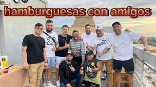 Hamburguesas con mis amigos venezolanos 👍🏻