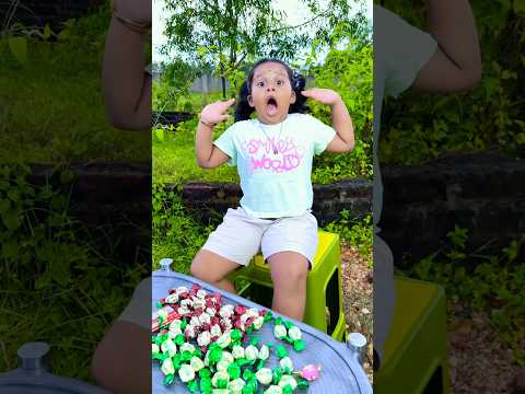 Misti ko sari candy papa le legi 🍬🤪😋🤣😳 #shorts #viralvideo #trendingshorts