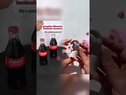 Por que a Coca-Cola de vidro é tão boa Qual é a sua teoria 🤔#shorts #youtubeshorts #trending #fyp